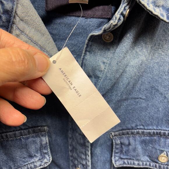 American Eagle Denim Flannel Shacket - Size Medium - NWT - Picture 3 of 7